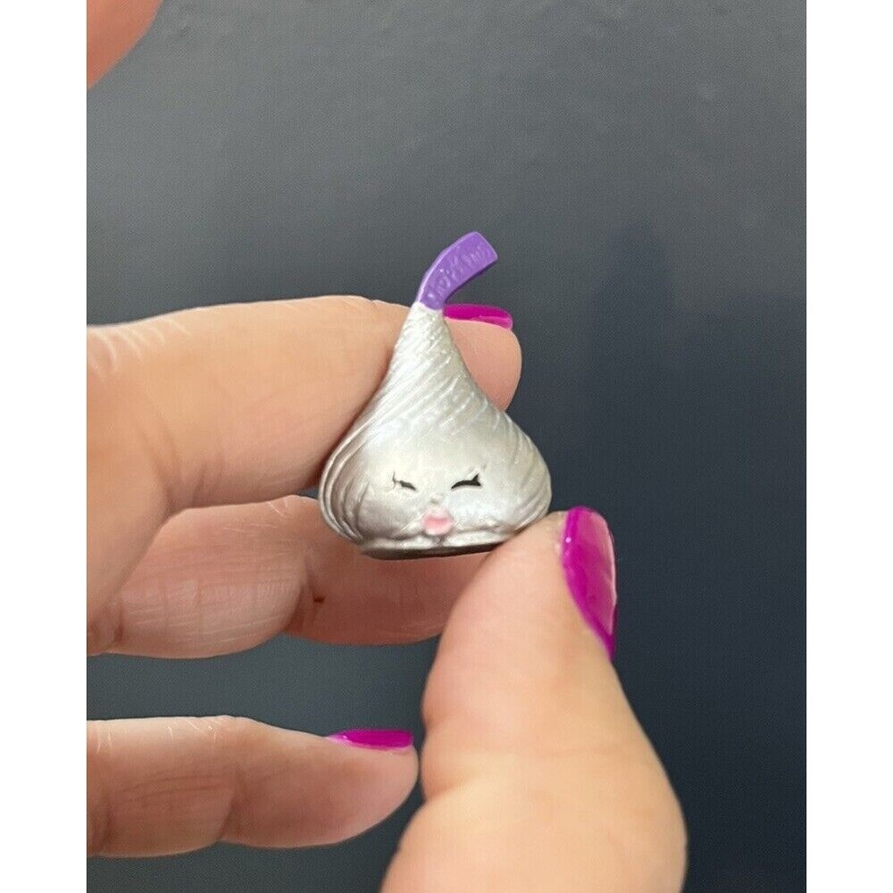 Shopkins Season 3 CHOC KISS Silver with purple tag 3-065 Rare